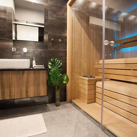 Stylish Loft With Finnish Sauna Budapest Exterior photo
