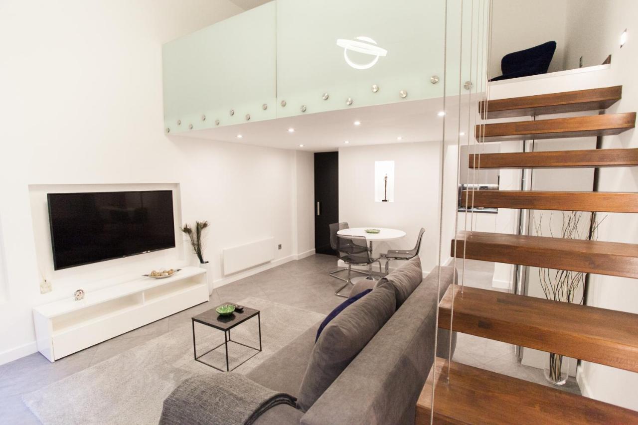 Stylish Loft With Finnish Sauna Budapest Exterior photo